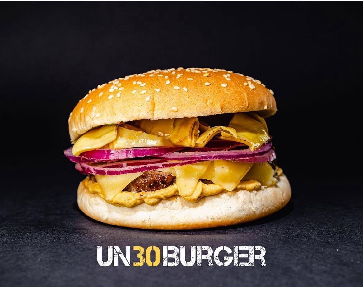 Un30 Burger